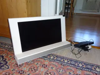 BO TV.Hvid 8, 32"