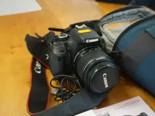 Kamera CANON EOS 600D