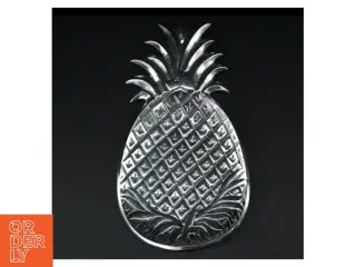 Metal ananas (str. 30 cm)