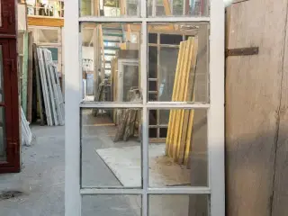 Klassisk 8-ruders, småsprosset vinduesramme