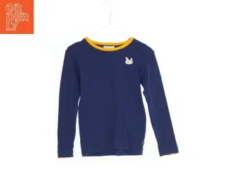 Langærmet bluse med kattebroderi fra Phister & Philina (str. 122)