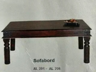 Sofabord i massivt træ 