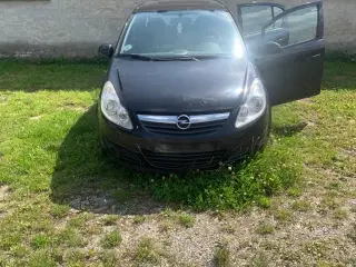 Bil opel corsa
