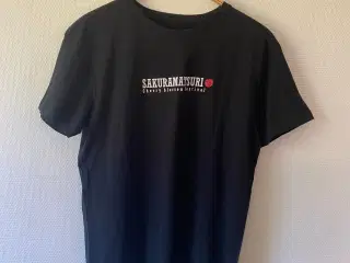 T-shirt ( aldrig brugt ) 