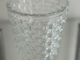 Glas-urtepotte
