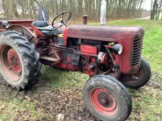 VETERANTRAKTOR. BUKH. 302
