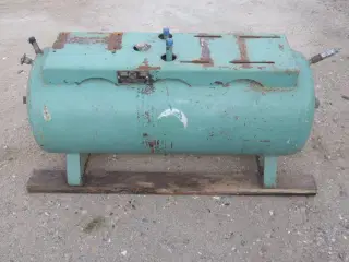 Stenhøj kompressor tank 100liter