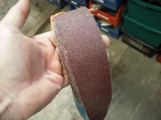 Båndpudser bånd