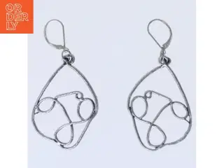 Snoede sølvøreringe (str. 6,5 cm)