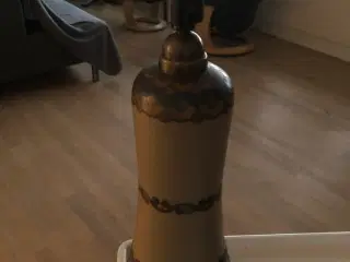 Bordlampe i Bornholms keramik