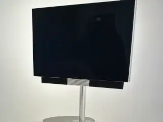 B&O Avant 55 gulvstand