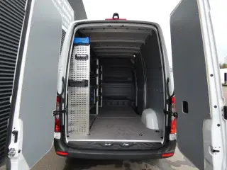 Mercedes-Benz Sprinter 317 2,0 CDI A2 Pro 9G-Tronic 170HK Van 9g Aut.