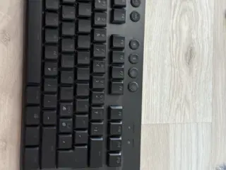 Logitech G915 Lightspeed trådløst gaming tastatur 