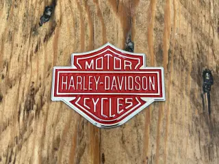 Metal emblem med Harley-Davidson