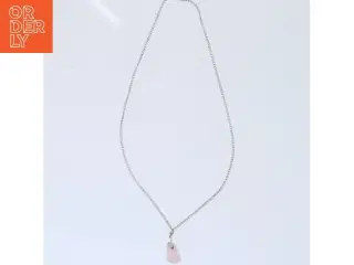 Halskæde med pink vedhæng (str. 50 cm)