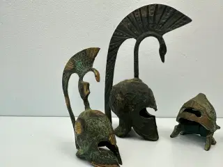 4 stk. ældre miniature krigshjelme