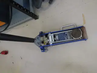 Donkraft til 1250 kg.