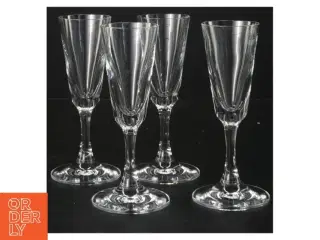 Snapseglas i krystal fra Id Ideas Daily (str. 14 cm)