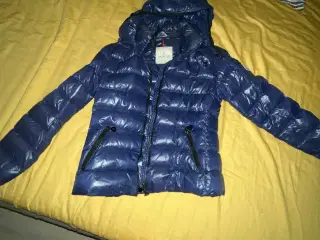 Vinterjakke Moncler str 2