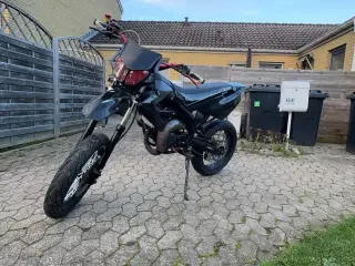 Derbi senda