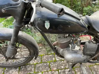 DKW 125cc veteran motorcykel 