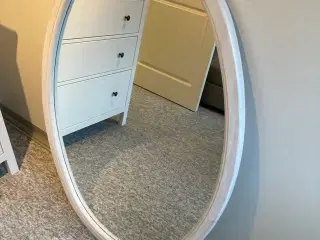 Fin oval spejl