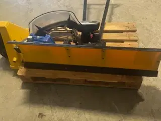 Articat 400 cc 2x4 med Bilplader + Sneskaber