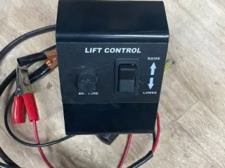 KUNZ ROUGH CUT - Lift control panel