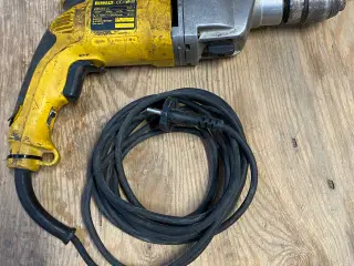 DEWALT boremaskine