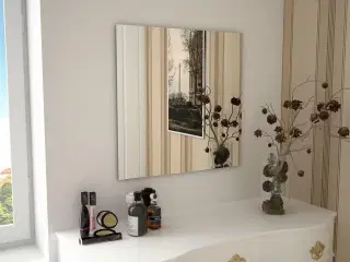 Vægspejl 60 x 60 cm firkantet glas