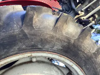 MASSEY  FERGUSON. 35