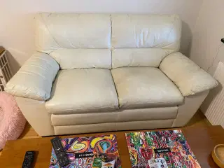 Sofa og sofabord