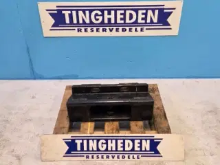 New Holland T5.100 Vægtholder 87350022