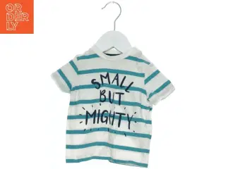 Kortærmet T-shirt fra F&F (str. 74)