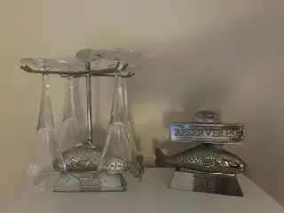 Ålborg akvavit snapseglas holder og skilt