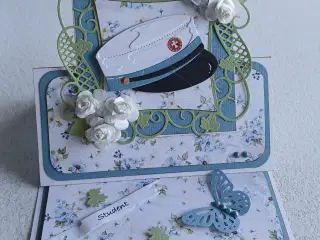 Studenterkort HF sælges.