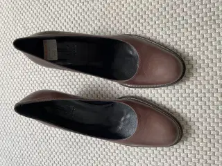 Billi Bi pumps i brun str. 37 hæl 7 cm