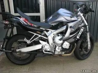Yamaha Fazer 600