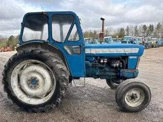 Ford 5000 Førerhus Runde Skærme Købes
