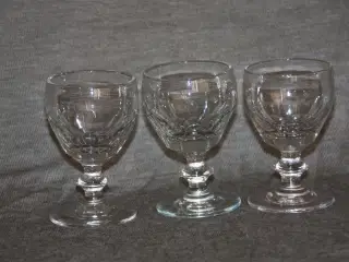 Gamle tøndeglas / barilglas med slibninger Kastrup