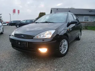 Ford Focus 1,6  Ghia 4 dørs