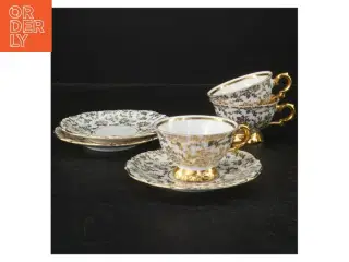 Porcelænskopper og kagetallerkener fra Bareuther (str. 3 kopper. ø 7 cm. 3 tallerkener. ø. 12 cm)