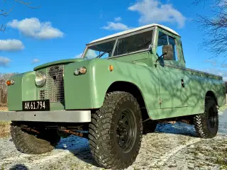 Land rover