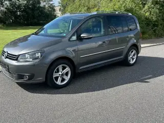 VW Touran 2,0 TDi 140 Highline BMT 7prs
