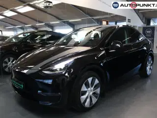Tesla Model Y  Long Range AWD