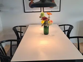 Spisebord