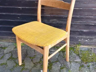 Fire dansk designet retro stole.