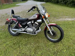 Yamaha XV250