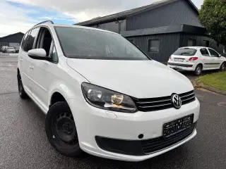 VW Touran 2,0 TDi 140 Highline DSG BMT Van