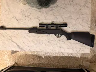 Diana Panther 21 T05 luftgevær 4,5 mm m. kikkertsi